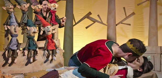 Celebrem el Dia Mundial del Teatre per a la Infància i la Joventut anant a veure espectacles en família!