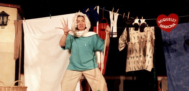 LES CIES RESPONEN! ‘Quines coses surrealistes heu vist fer als pares/professors al teatre?’