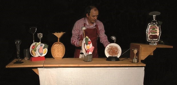 El vestit nou de la caputxeta amb botes