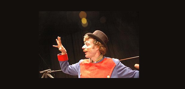 El petit circ de 'Mesieu' Moustache