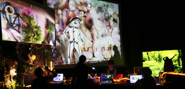 L'Increible Viatge de la Caputxeta Galàctica