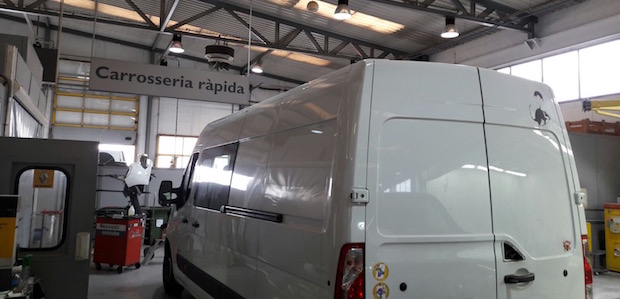 VEU EN OFF: Portes tancades