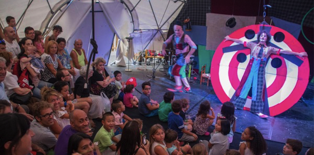 Taxaaan!!! Teatre de funàmbuls