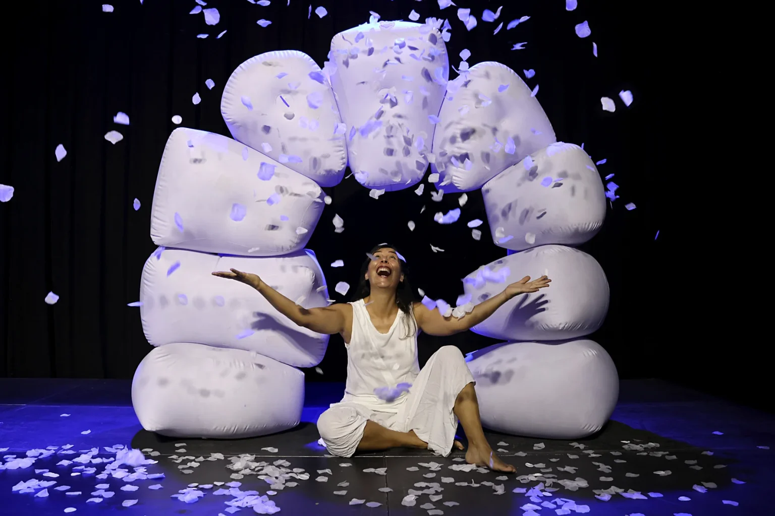 aboonteatre_llevameacasa424.webp-1772x1181