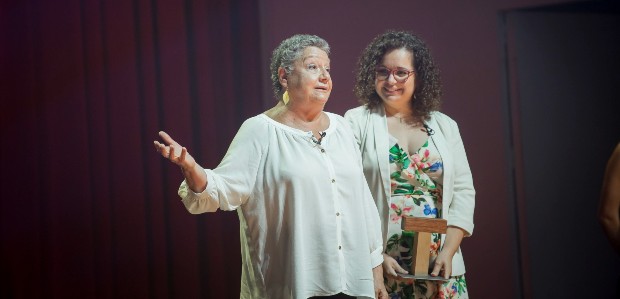 Catalunya Aixeca el Teló amb presència significativa del teatre familiar i un merescut homenatge a l'Agustina Solé (JTRegina)