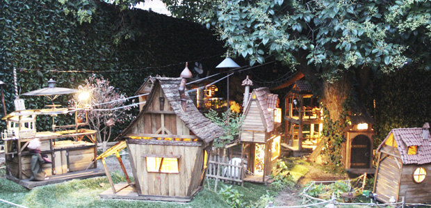 REPORTATGE – El Taller de Txo descobreix la màgia dels titelles i un meravellós poble de follets