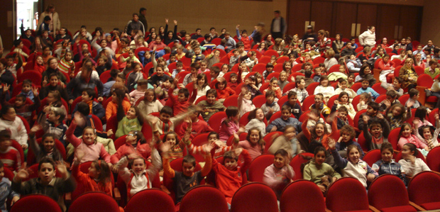 LES CIES RESPONEN! ‘Per què feu espectacles infantils?’