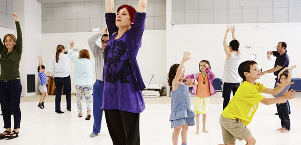 Vols ballar? Inscriu-te al taller familiar de Mons Dansa