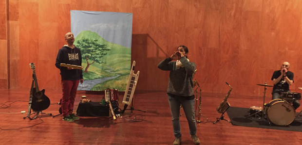 REPORTATGE – Pentina el Gat estrena ‘Corre