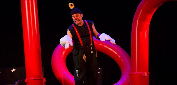 Universari (Marcel Gros)