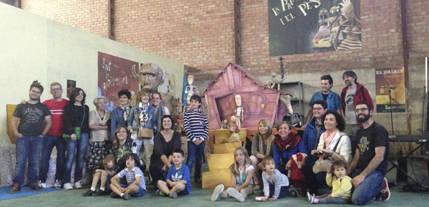 REPORTATGE - Què fan les companyies quan no actuen?