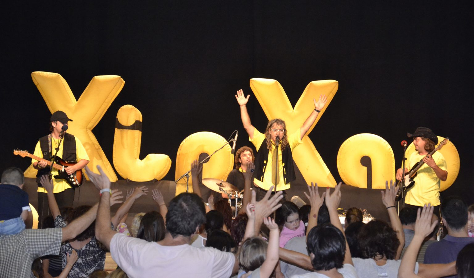 QUE-SALTE-LA-PLAZA-Xip-Xap-1